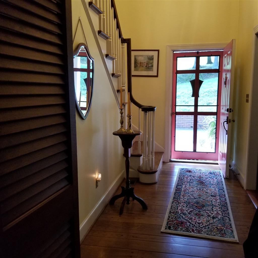 5269 Flintlock Road Roanoke, VA 24018 - Photo 4 of 18 12756320200830_105109_127563_S
