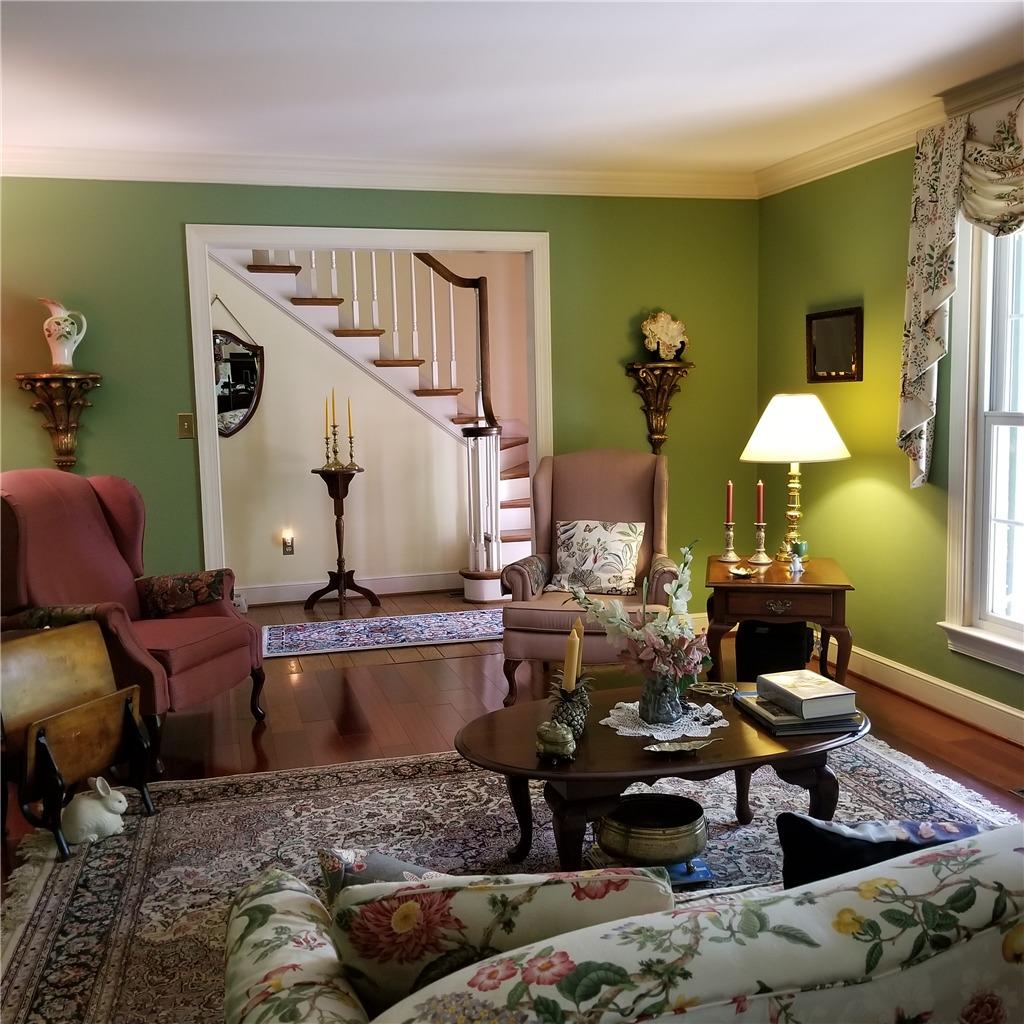 5269 Flintlock Road Roanoke, VA 24018 - Photo 6 of 18 12756520200830_113835_127565_S