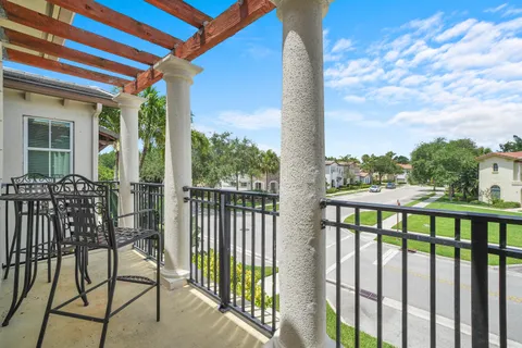 $715,000 | 78 Stoney Drive, Palm Beach Gardens, FL 33410