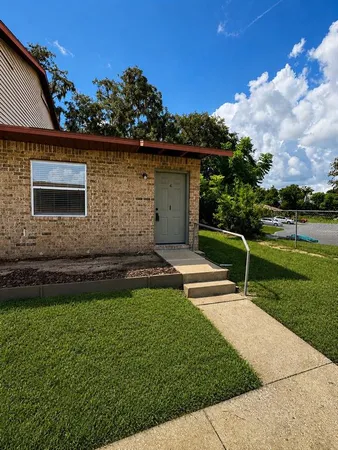 $1,099 | 1183 Bentley Road, Unit 4, Leesburg, FL 34748