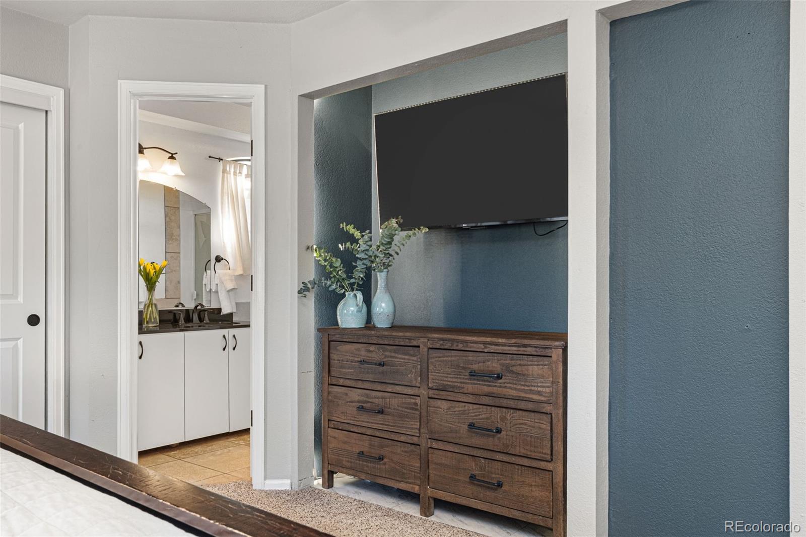 6404 Raleigh Street Arvada, CO 80003 - Photo 22 of 50