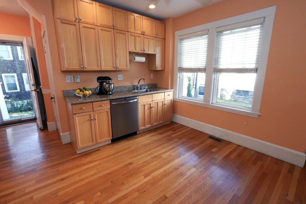 20 Chester Road, Unit 1 Belmont, MA 02478 - Photo 7 of 19 Gallery Image 7