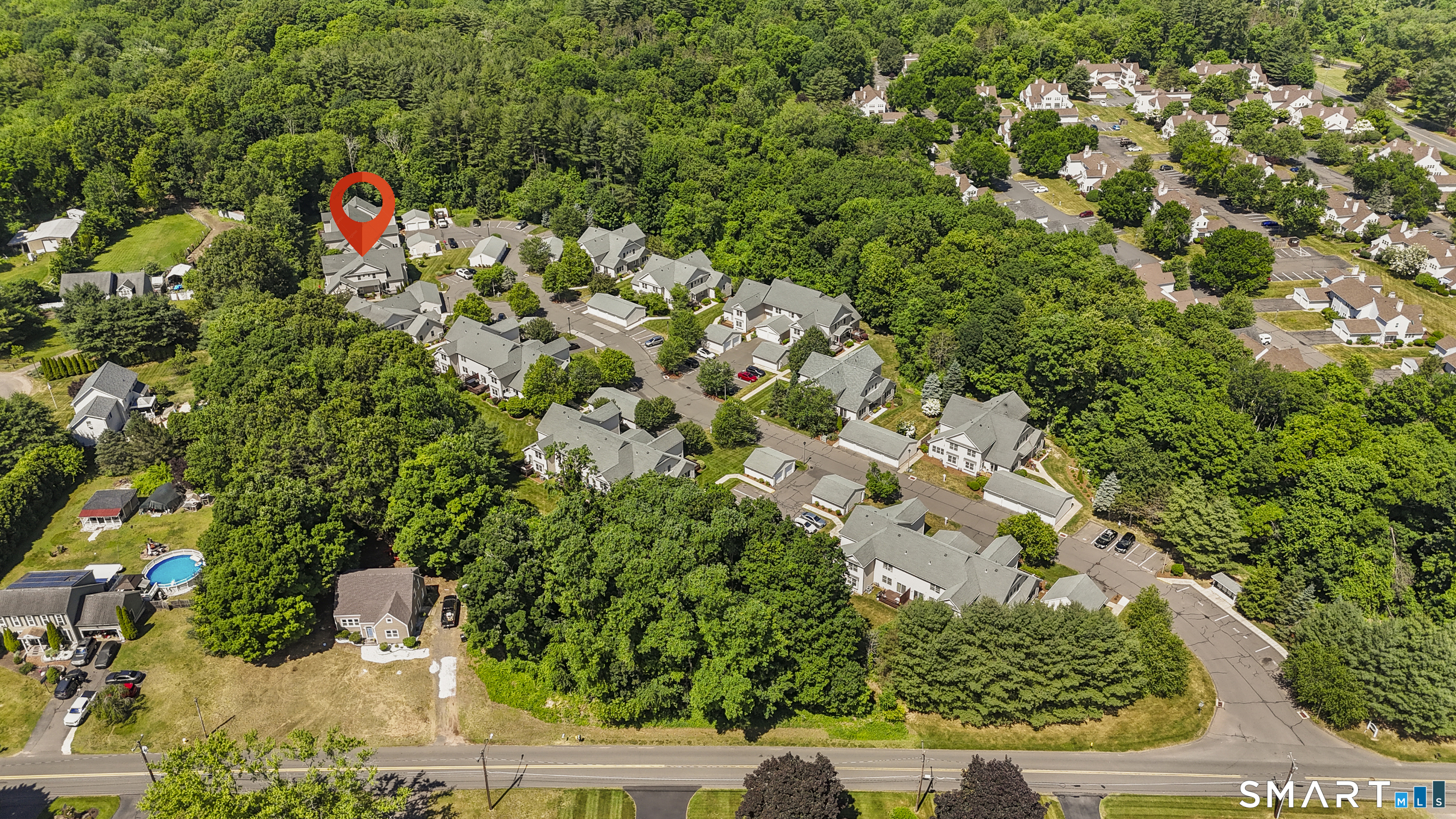 15 Reggie Way, Unit A Broad Brook, CT 06016 - Photo 3 of 36