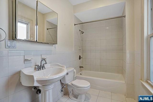 164 Orient Way, Unit 2 Rutherford, NJ 07070 - Photo 18 of 24