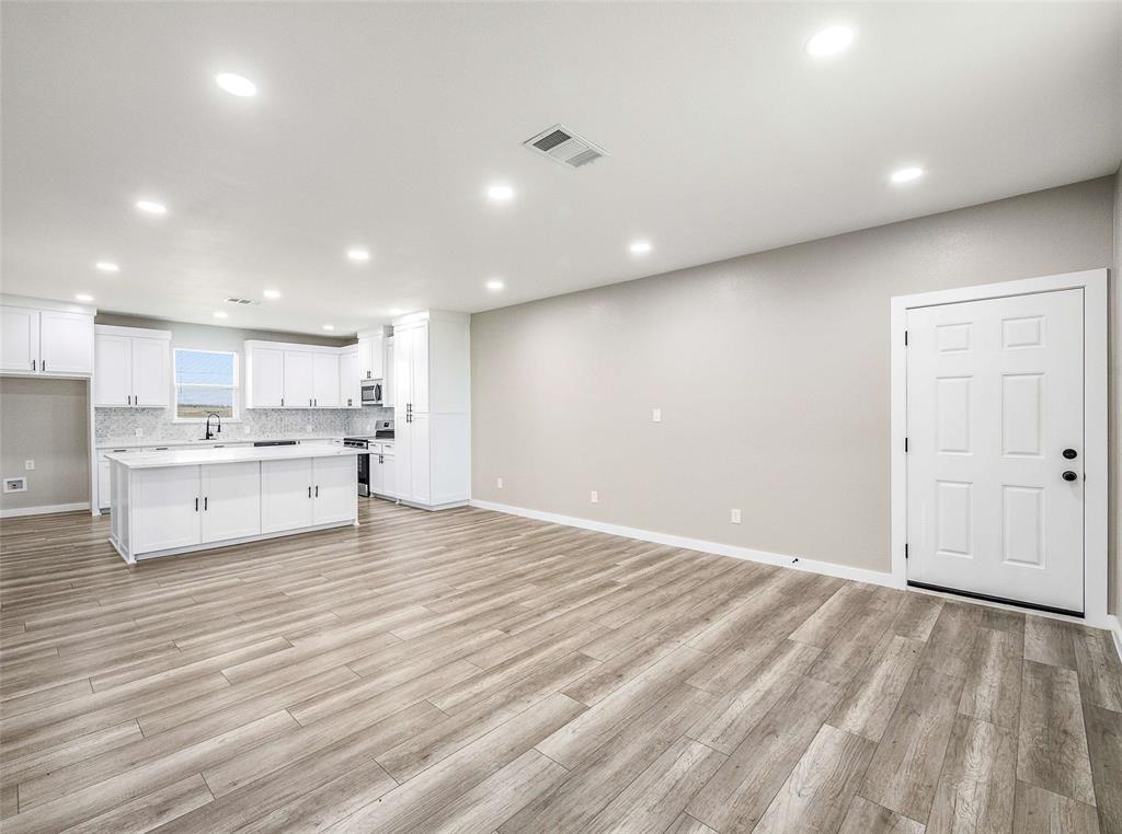 1061 Zmolek Road Ennis, TX 75119 - Photo 40 of 40 a view of kitchen with wooden floor