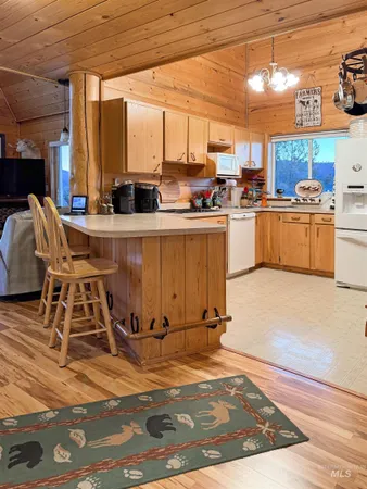 $580,000 | 164 Beaver Nob Drive, Kamiah, ID 83536