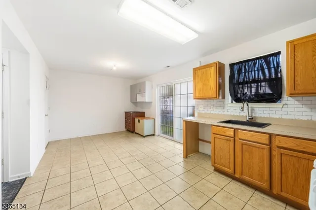 $239,000 | 94 Passaic Street, Trenton, NJ 08618