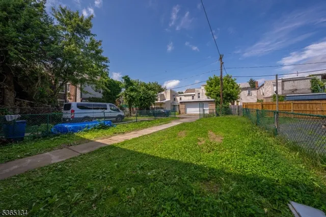 $239,000 | 94 Passaic Street, Trenton, NJ 08618