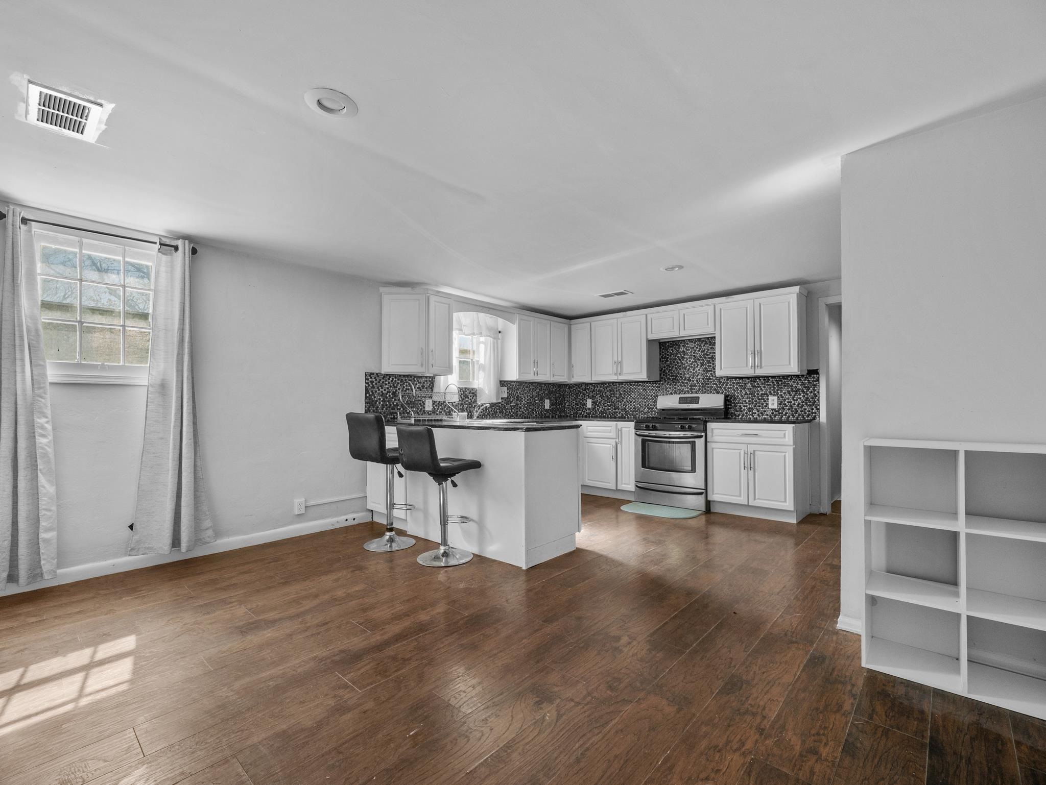 708 West State Street Rawlins, WY 82301 - Photo 4 of 14