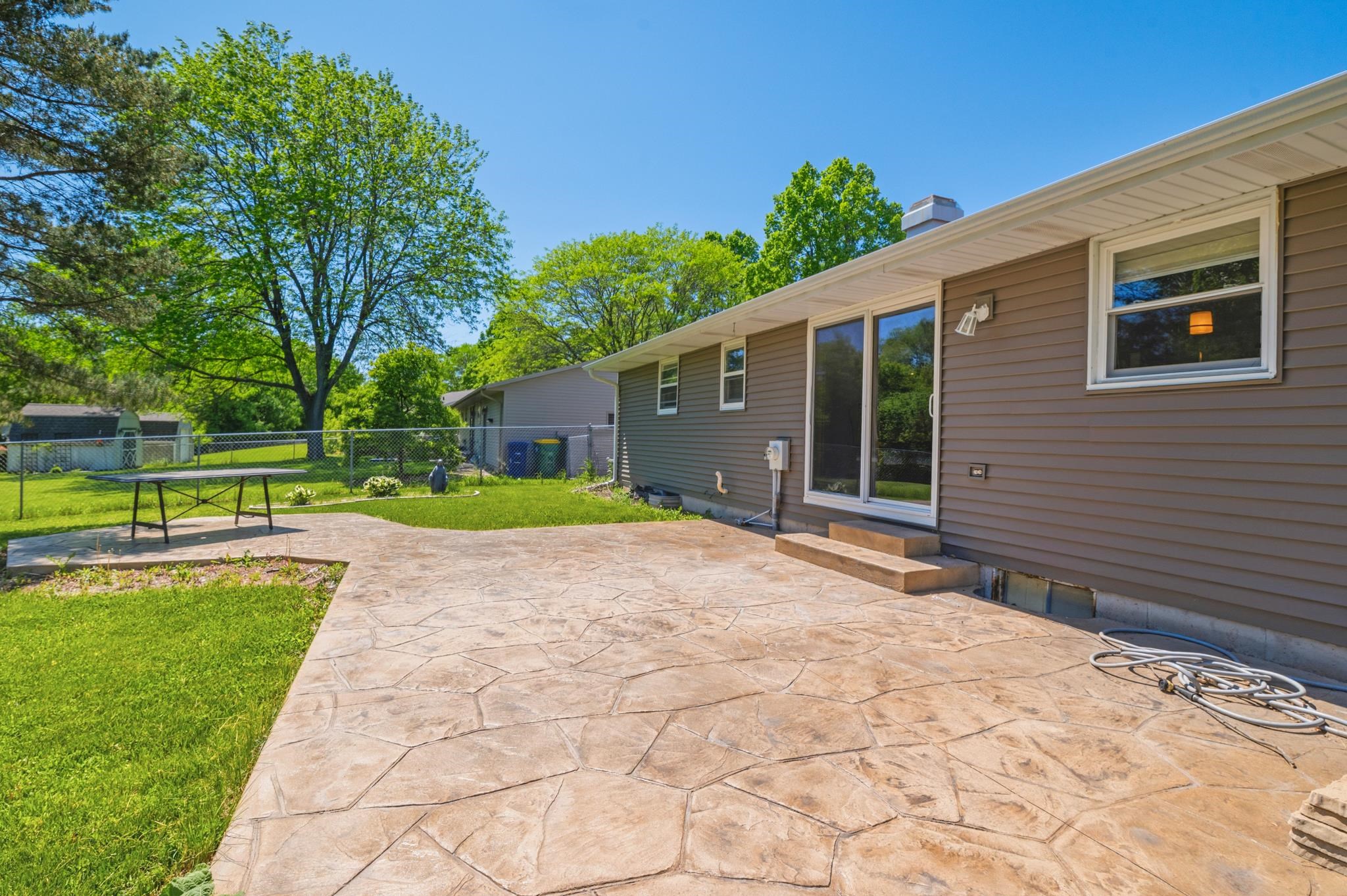 2430 Heather Road Green Bay, WI 54311 - Photo 26 of 32
