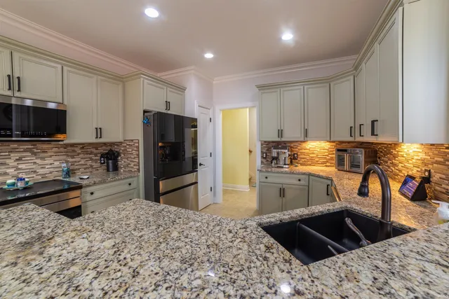 $445,000 | 13103 Ellerston Drive, Evansville, IN 47725