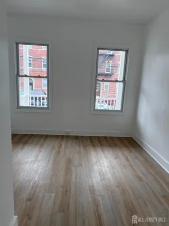 $2,450 | 206 Market Street, Perth Amboy, NJ 08861