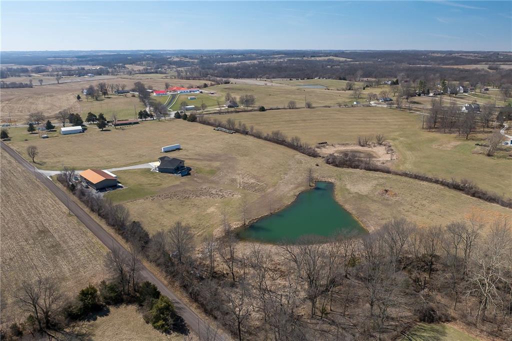 7300 80th Road Southeast St. Joseph, MO 64507 - Photo 11 of 74 Gallery Image 11