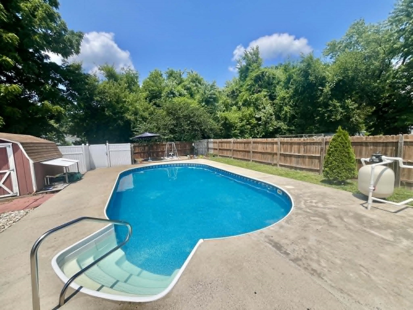 511 East Herrin Street Herrin, IL 62948 - Photo 5 of 16