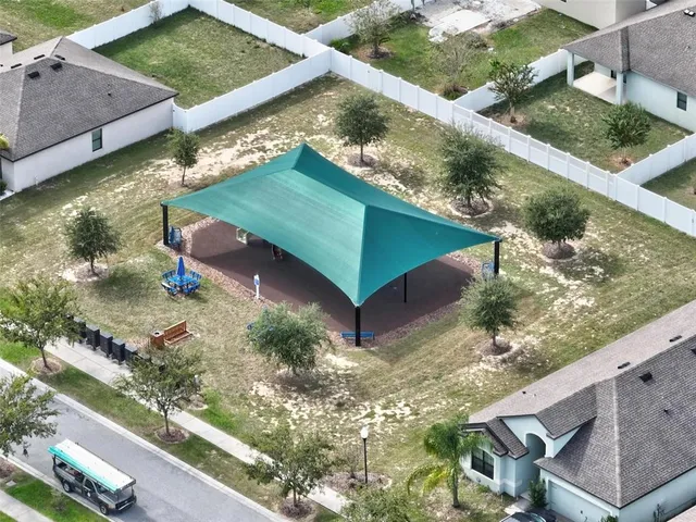 $2,895 | 625 Silverthorn Place, Groveland, FL 34736