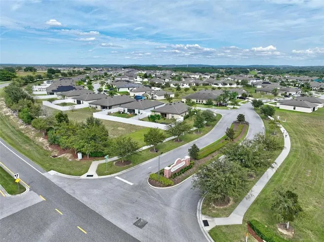 $2,895 | 625 Silverthorn Place, Groveland, FL 34736