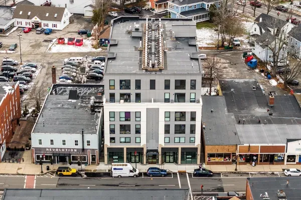 $2,150 | 55 North Main Street, Unit 205, Rochester, NH 03867