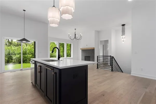 $649,900 | 9737 North Lucerne Avenue, Kansas City, MO 64154