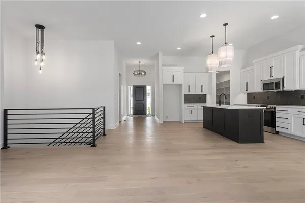 $649,900 | 9737 North Lucerne Avenue, Kansas City, MO 64154