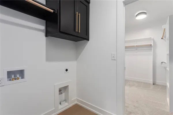 $649,900 | 9737 North Lucerne Avenue, Kansas City, MO 64154