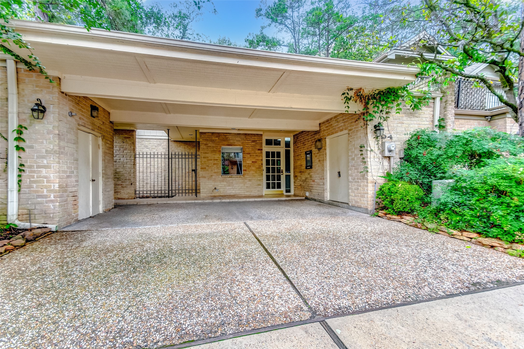 201 Vanderpool Lane, Unit 94 Houston, TX 77024 - Photo 4 of 30