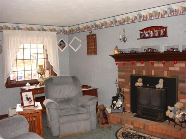 11 Old Orchard Road Hampden, MA 01036 - Photo 6 of 24 Gallery Image 6