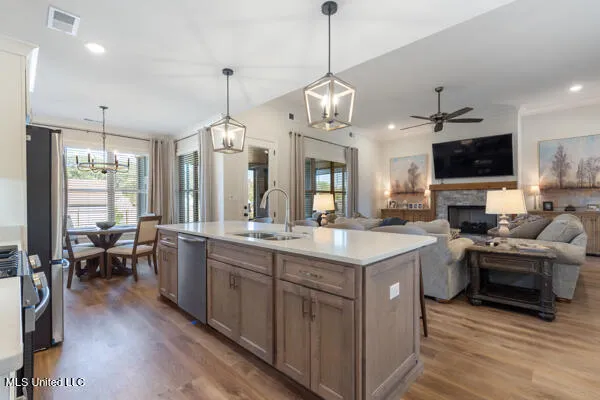 $559,900 | 4300 Brooke Drive, Nesbit, MS 38651