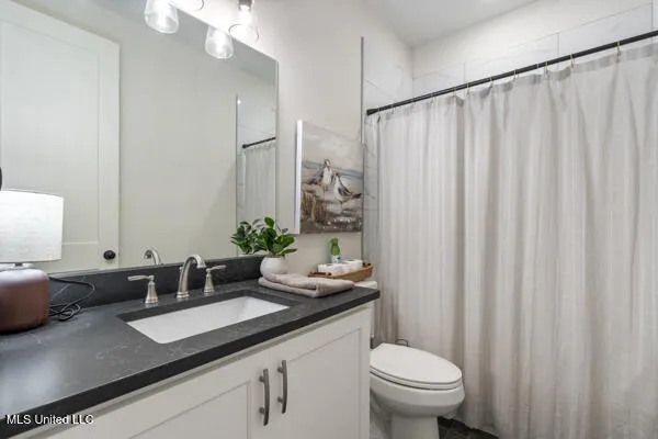 $559,900 | 4300 Brooke Drive, Nesbit, MS 38651