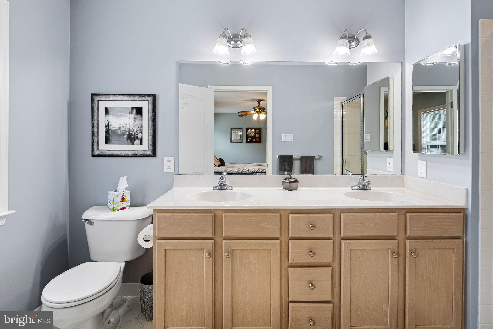 229 Coventry Road Chalfont, PA 18914 - Photo 20 of 32 Ensuite