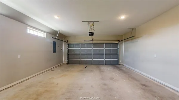 $2,250 | 2027 Harvey Mitchell Parkway South, College Station, TX 77840