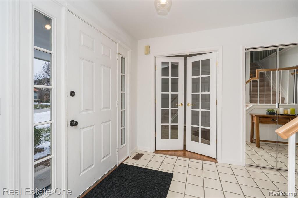 3151 Primrose Drive Rochester Hills, MI 48307 - Photo 7 of 48