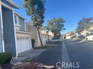 11545 Honeyglen Road Pacoima, CA 91331 - Photo 4 of 18