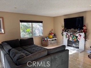 11545 Honeyglen Road Pacoima, CA 91331 - Photo 6 of 18