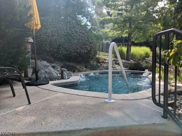 $1,950 | 3 Maple Crescent, Unit 13, Vernon, NJ 07462