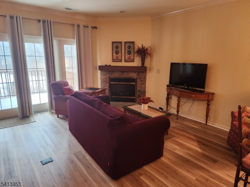 3 Maple Crescent, Unit 13 Vernon, NJ 07462 - Photo 4 of 20