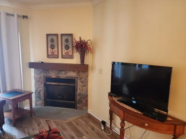 $1,950 | 3 Maple Crescent, Unit 13, Vernon, NJ 07462