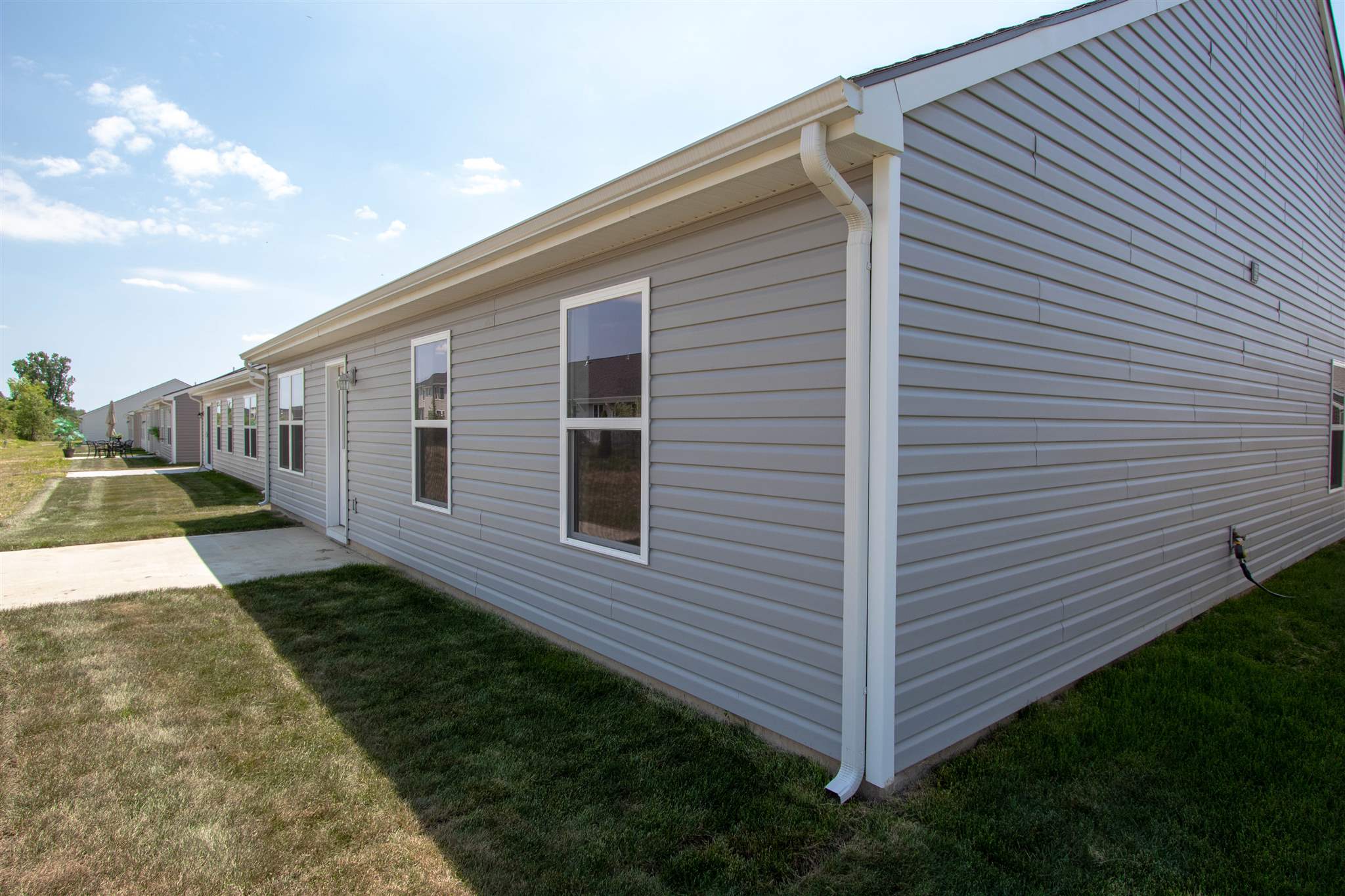 2178 Blue Spring Run Fort Wayne, IN 46808 - Photo 2 of 27 Gallery Image 2