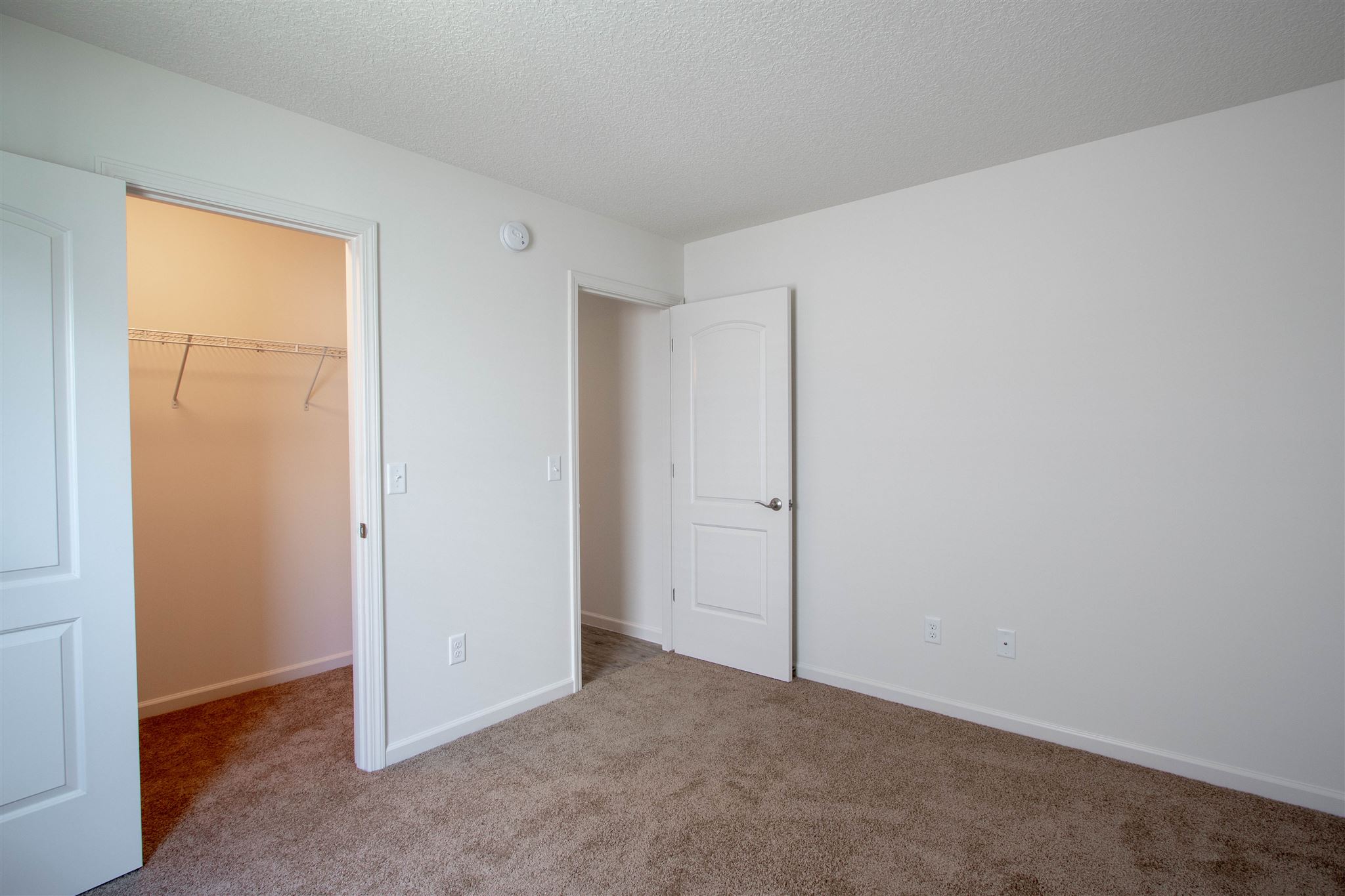 2178 Blue Spring Run Fort Wayne, IN 46808 - Photo 6 of 27 Gallery Image 6