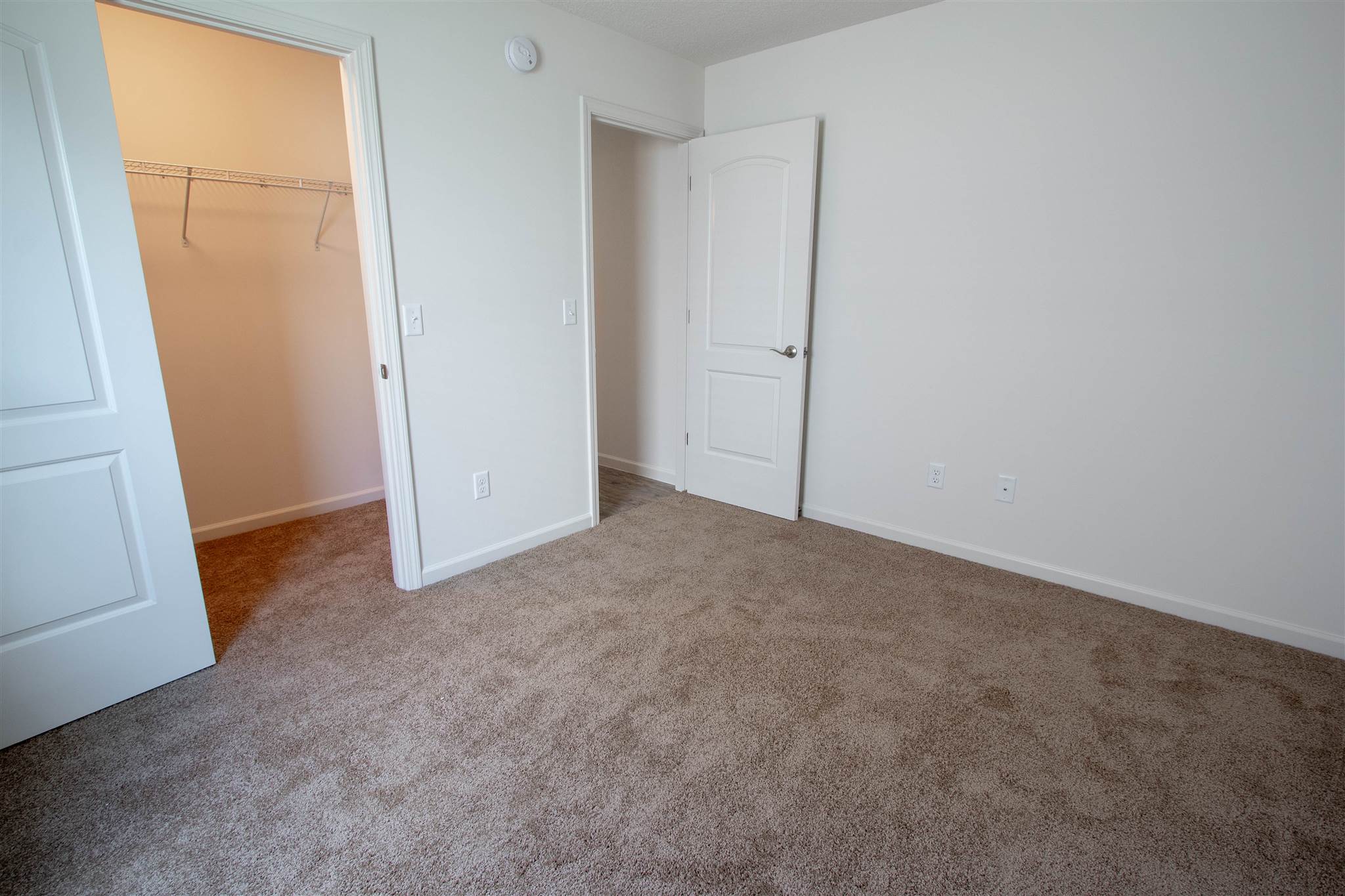 2178 Blue Spring Run Fort Wayne, IN 46808 - Photo 7 of 27 Gallery Image 7