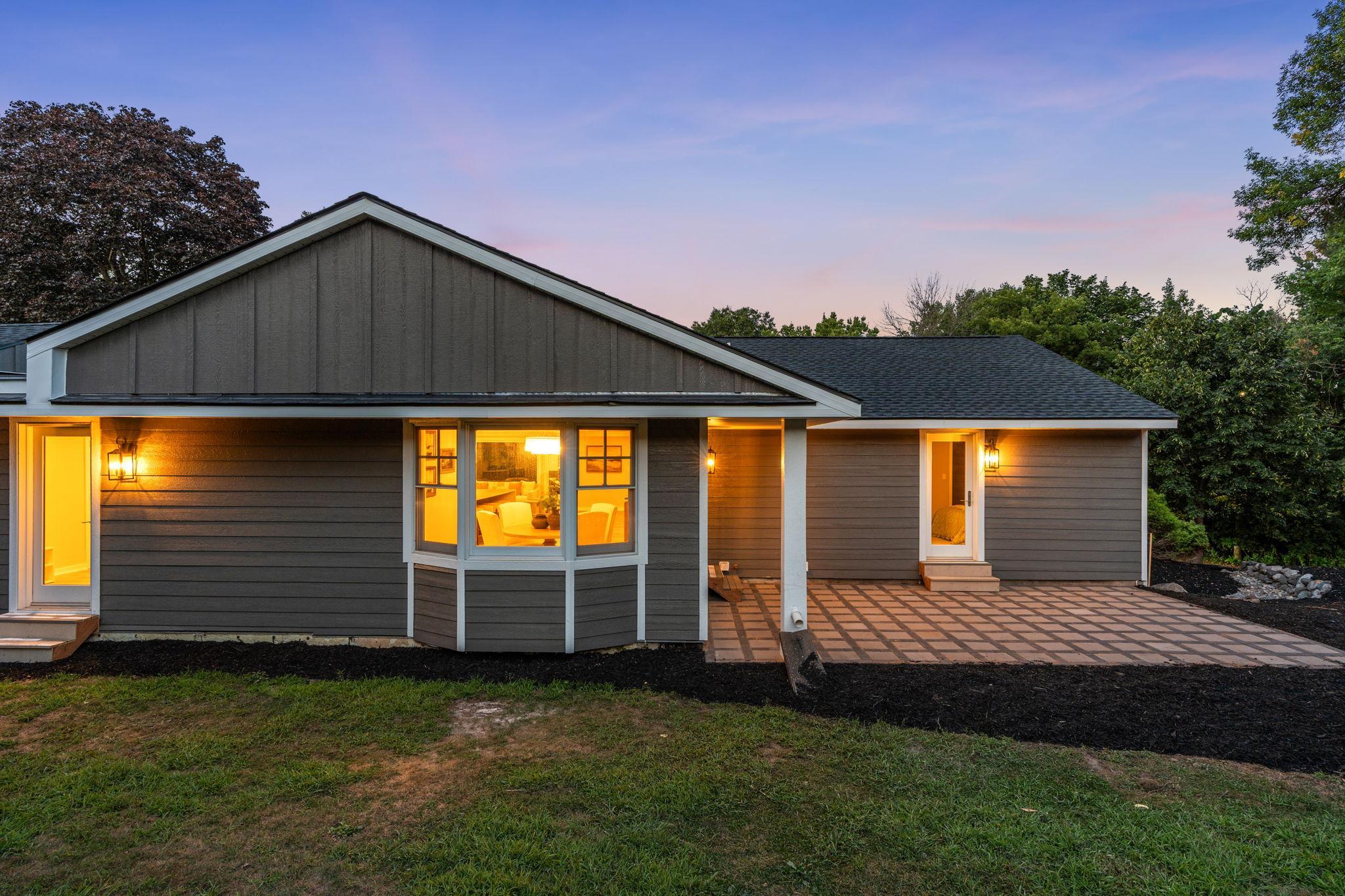 11934 James Road Minnetonka, MN 55343 - Photo 5 of 81 Gallery Image 5