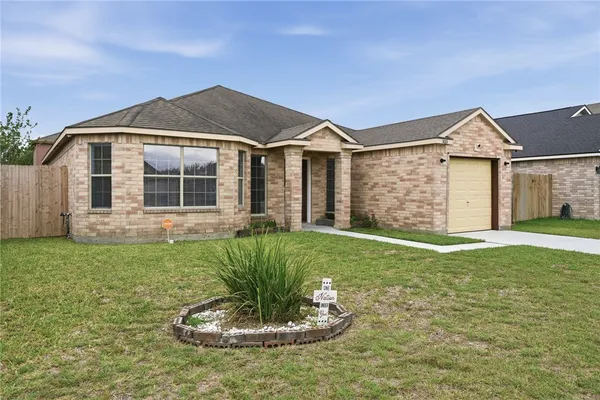 $249,500 | 3013 Santa Sofia Street, Corpus Christi, TX 78415