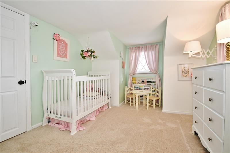 99 Hillendale Road Pittsburgh, PA 15237 - Photo 15 of 25