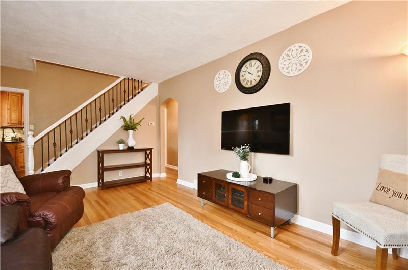 99 Hillendale Road Pittsburgh, PA 15237 - Photo 4 of 25