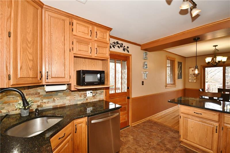 99 Hillendale Road Pittsburgh, PA 15237 - Photo 5 of 25 Updated kitchen
