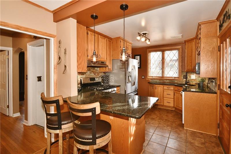 99 Hillendale Road Pittsburgh, PA 15237 - Photo 6 of 25 Granite counters