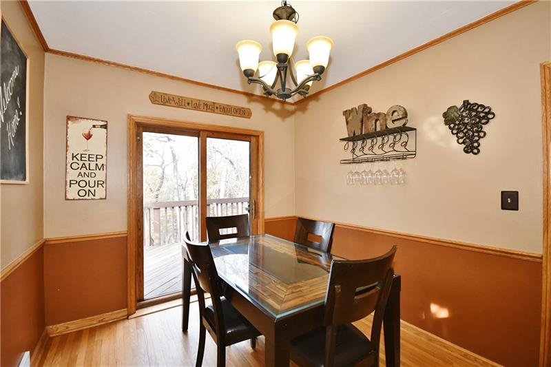 99 Hillendale Road Pittsburgh, PA 15237 - Photo 9 of 25 Access to the deck