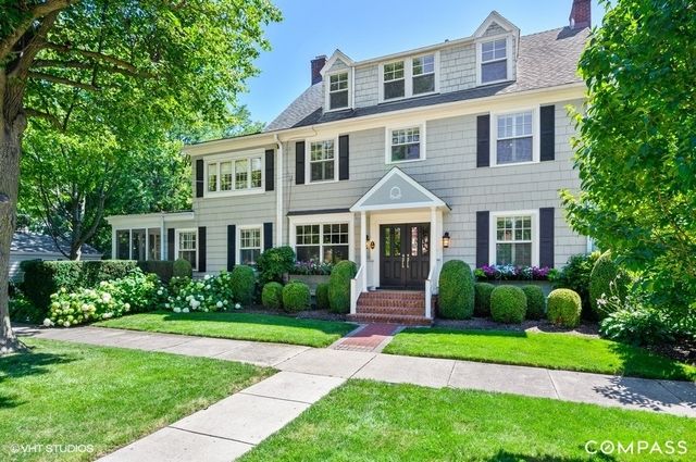 $1,375,000 | 265 Woodland Avenue, Winnetka, IL 60093