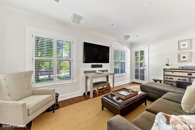 $1,375,000 | 265 Woodland Avenue, Winnetka, IL 60093