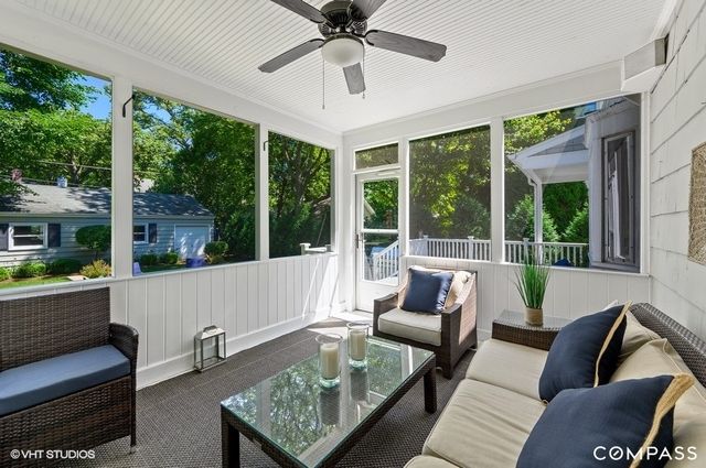 $1,375,000 | 265 Woodland Avenue, Winnetka, IL 60093