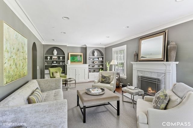 $1,375,000 | 265 Woodland Avenue, Winnetka, IL 60093